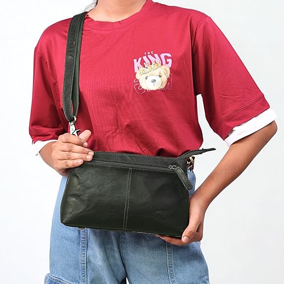 Zinria Small Black Purse